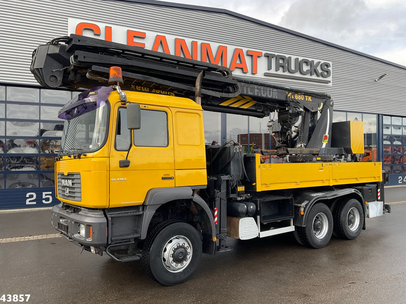 MAN F2000 6x6 Full Steel Manual Palfinger 68 Meter Dachdecker kran Just 54.133 km! - Lastbil med kran: billede 2 MAN F2000 6x6 Full Steel Manual Palfinger 68 Meter Dachdecker kran Just 54.133 km! - Lastbil med kran: billede 2