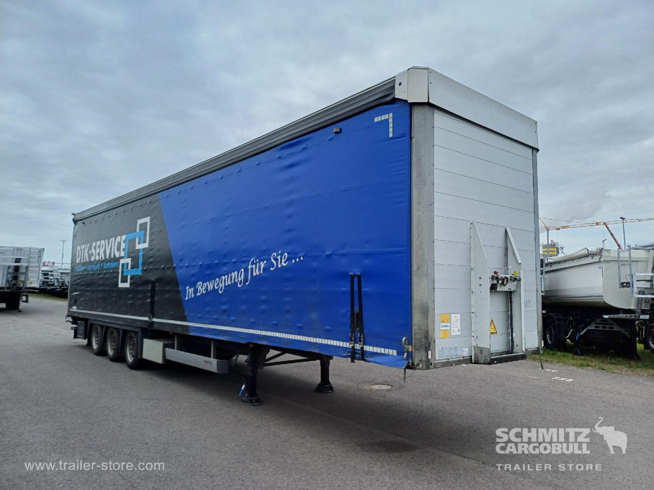 SCHMITZ Auflieger Curtainsider Standard - Gardintrailer: billede 1 SCHMITZ Auflieger Curtainsider Standard - Gardintrailer: billede 1
