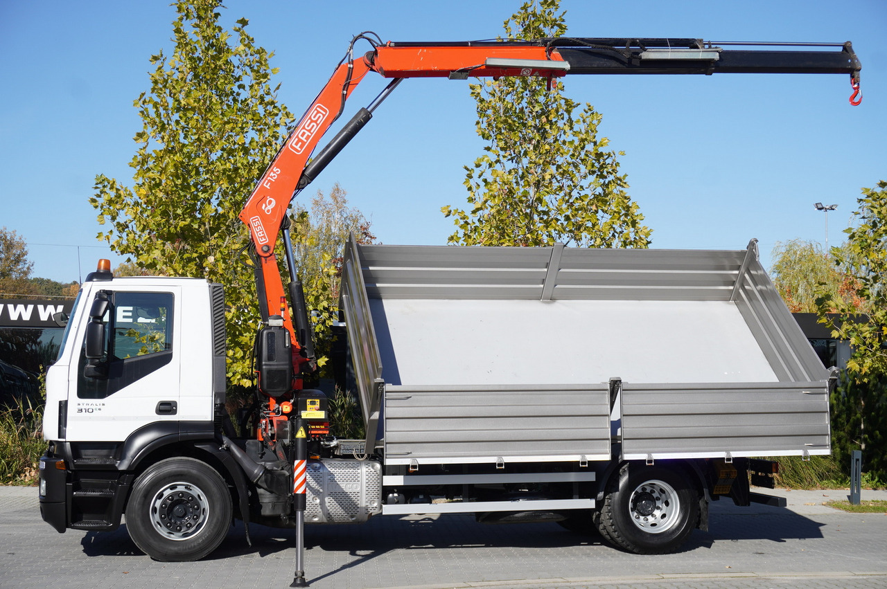 IVECO Stralis 310 E6 / NEW 3-sided tipper / Fassi F135 crane with remote control - Lastbil med lad, Lastbil med kran: billede 5 IVECO Stralis 310 E6 / NEW 3-sided tipper / Fassi F135 crane with remote control - Lastbil med lad, Lastbil med kran: billede 5
