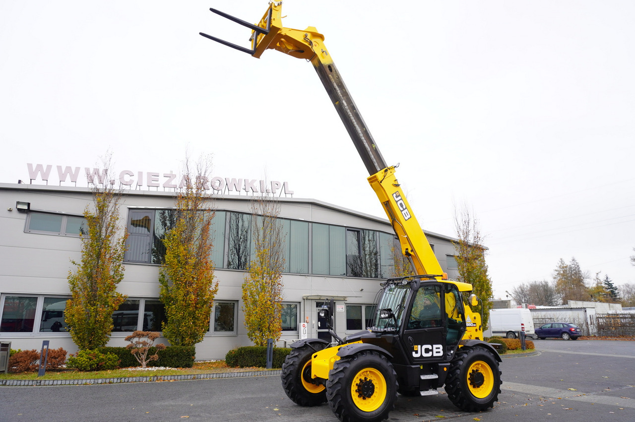 JCB 560-80 / 6 ton lifting capacity / power 146 HP - Teleskophjullæsser: billede 1 JCB 560-80 / 6 ton lifting capacity / power 146 HP - Teleskophjullæsser: billede 1