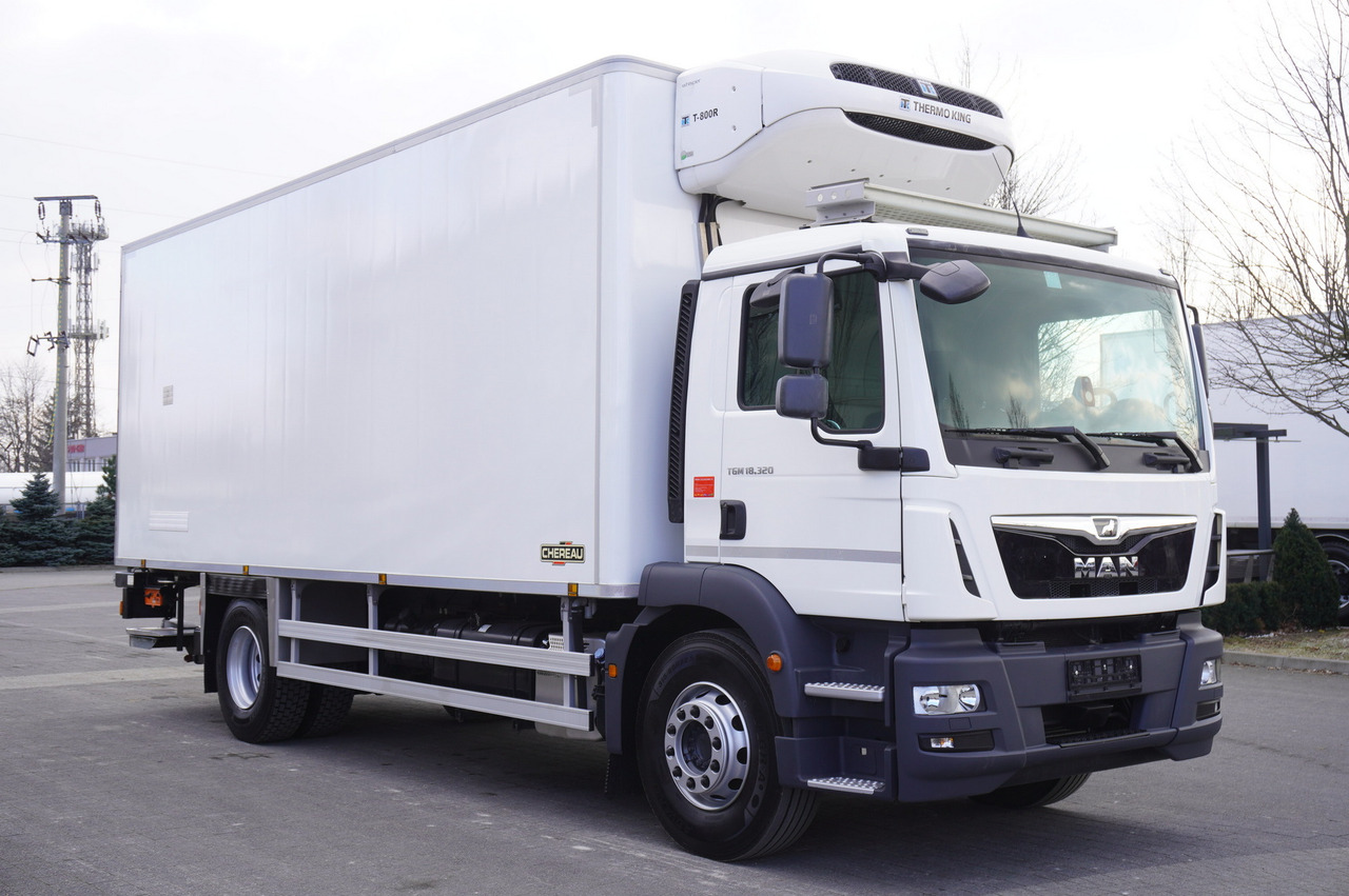 MAN TGM 18.320 / CHEREAU meat hook refrigerator / Carcass elevator - Kølevogn lastbil: billede 1 MAN TGM 18.320 / CHEREAU meat hook refrigerator / Carcass elevator - Kølevogn lastbil: billede 1