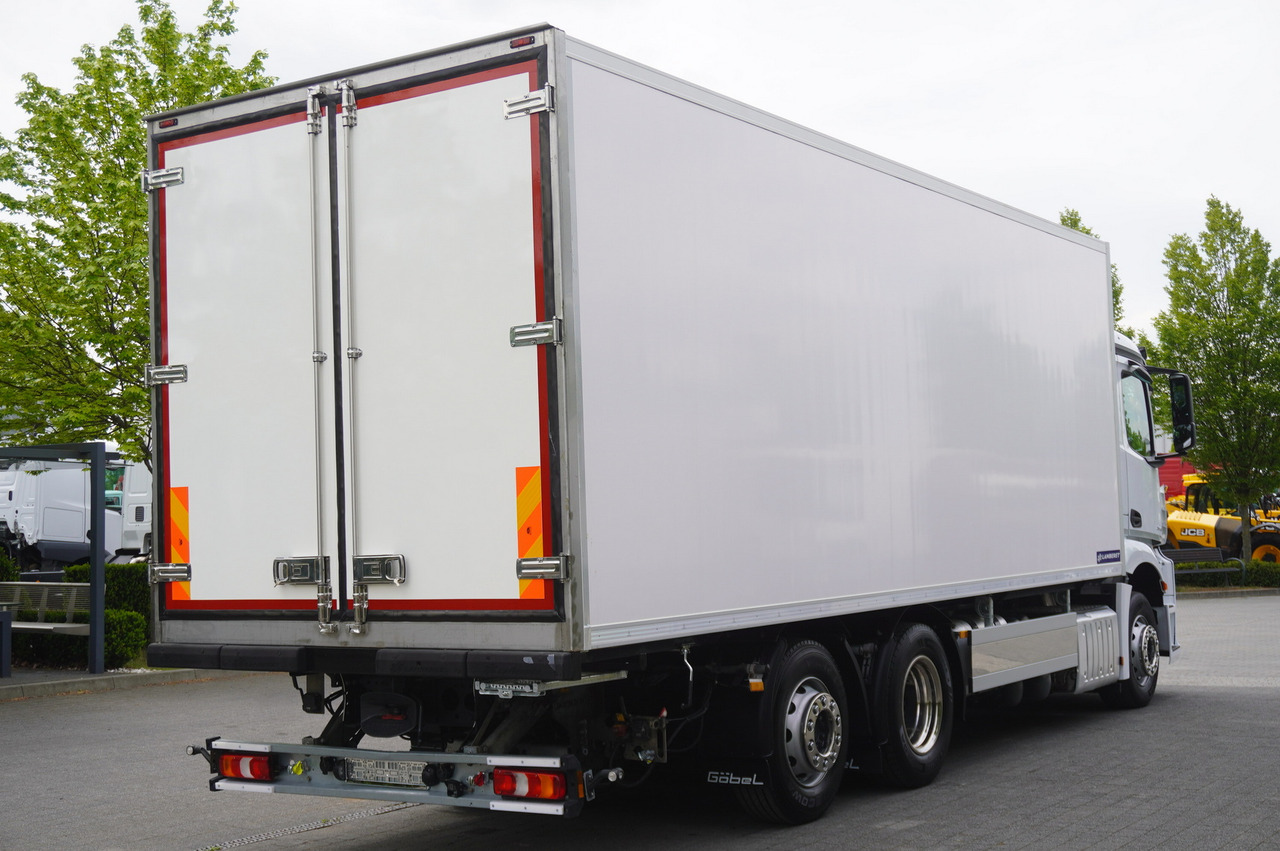 MERCEDES-BENZ 2543 / NEW Lamberet refrigerator/ 160 tho. km / steered 3rd axle - Kølevogn lastbil: billede 4 MERCEDES-BENZ 2543 / NEW Lamberet refrigerator/ 160 tho. km / steered 3rd axle - Kølevogn lastbil: billede 4