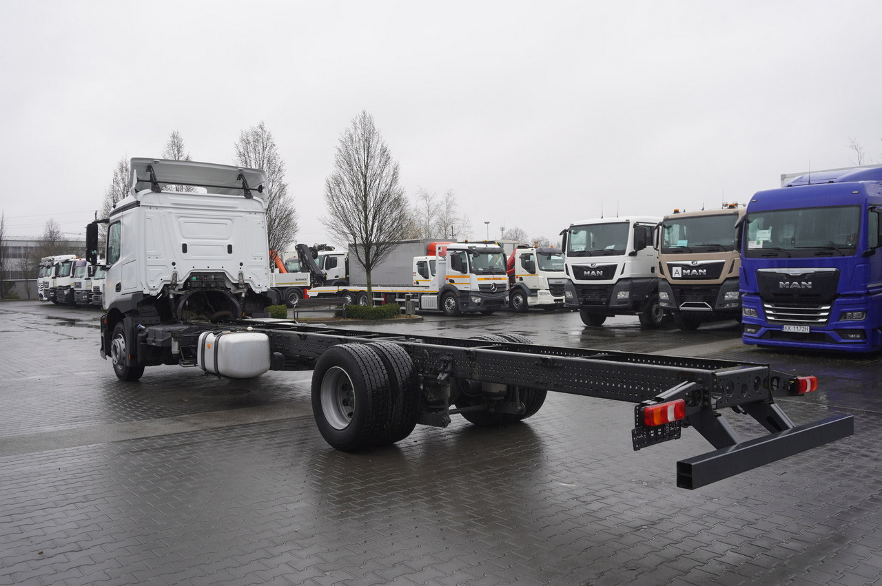 MERCEDES-BENZ Actros 1824 / 9.1 m chassis / sleeping cabin - Lastbil chassis: billede 5 MERCEDES-BENZ Actros 1824 / 9.1 m chassis / sleeping cabin - Lastbil chassis: billede 5