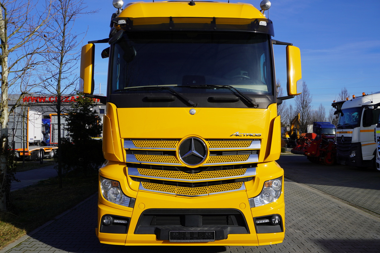 MERCEDES-BENZ Actros 2543 E6 6×2 / Refrigerated truck / ATP/FRC / 20 pallets / 260000 km!!! - Kølevogn lastbil: billede 3 MERCEDES-BENZ Actros 2543 E6 6×2 / Refrigerated truck / ATP/FRC / 20 pallets / 260000 km!!! - Kølevogn lastbil: billede 3