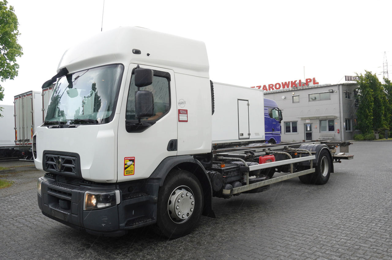 RENAULT D19 Wide Glob / BDF / load capacity 11t / 280 thousand km / tail lift - Lastbil chassis: billede 2 RENAULT D19 Wide Glob / BDF / load capacity 11t / 280 thousand km / tail lift - Lastbil chassis: billede 2