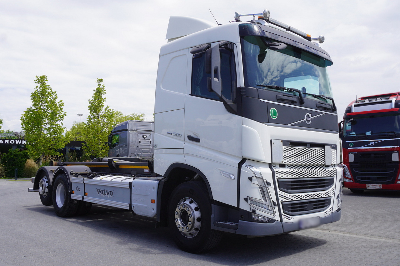 VOLVO FH 500 / VDL hooklift 21 tons / 2022 / steering 3d axle / 2 units - Lastbil kroghejs: billede 2 VOLVO FH 500 / VDL hooklift 21 tons / 2022 / steering 3d axle / 2 units - Lastbil kroghejs: billede 2