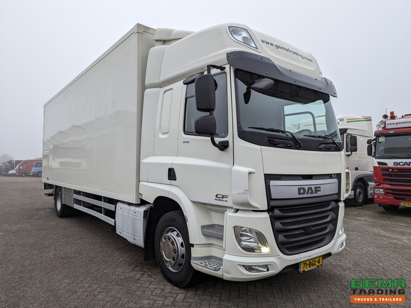DAF CF 370 FA 4x2 Spacecab Euro6 - GeslotenBak 8.2M + Laadklep 2000kg - HardHouten vloer - 10/2025APK - Lastbil varevogn: billede 5 DAF CF 370 FA 4x2 Spacecab Euro6 - GeslotenBak 8.2M + Laadklep 2000kg - HardHouten vloer - 10/2025APK - Lastbil varevogn: billede 5