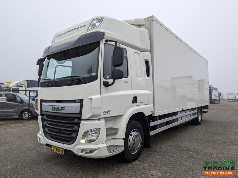 DAF CF 370 FA 4x2 Spacecab Euro6 - GeslotenBak 8.2M + Laadklep 2000kg - HardHouten vloer - 10/2025APK - Lastbil varevogn: billede 1 DAF CF 370 FA 4x2 Spacecab Euro6 - GeslotenBak 8.2M + Laadklep 2000kg - HardHouten vloer - 10/2025APK - Lastbil varevogn: billede 1
