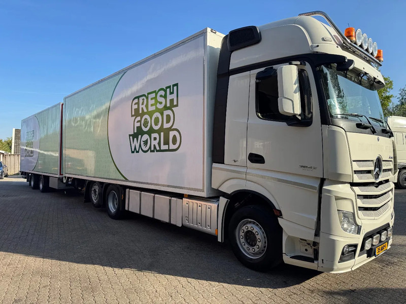 Mercedes-Benz Actros 2842 6X2 Gigaspace Koelcombi Carrier D+E - Isotermisk lastbil: billede 2 Mercedes-Benz Actros 2842 6X2 Gigaspace Koelcombi Carrier D+E - Isotermisk lastbil: billede 2