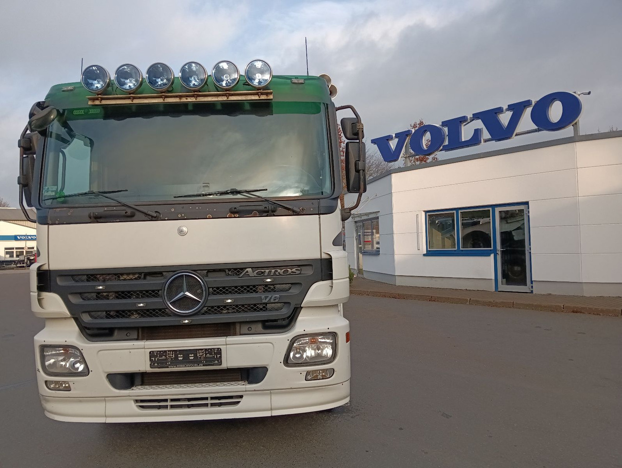 Mercedes-Benz V8 3355 6x4 Blatt/Blatt ATM/ATG GLOGGER EPSILON Mercedes-Benz V8 3355 6x4 Blatt/Blatt ATM/ATG GLOGGER EPSILON - Tømmerbil, Lastbil med kran: billede 1 Mercedes-Benz V8 3355 6x4 Blatt/Blatt ATM/ATG GLOGGER EPSILON Mercedes-Benz V8 3355 6x4 Blatt/Blatt ATM/ATG GLOGGER EPSILON - Tømmerbil, Lastbil med kran: billede 1