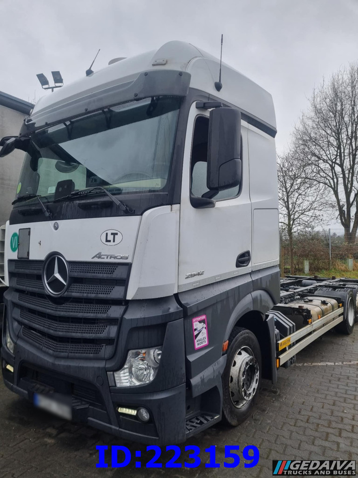 MERCEDES-BENZ Actros 2542 BDF 6x2 Euro6 - Lastbil chassis: billede 2 MERCEDES-BENZ Actros 2542 BDF 6x2 Euro6 - Lastbil chassis: billede 2