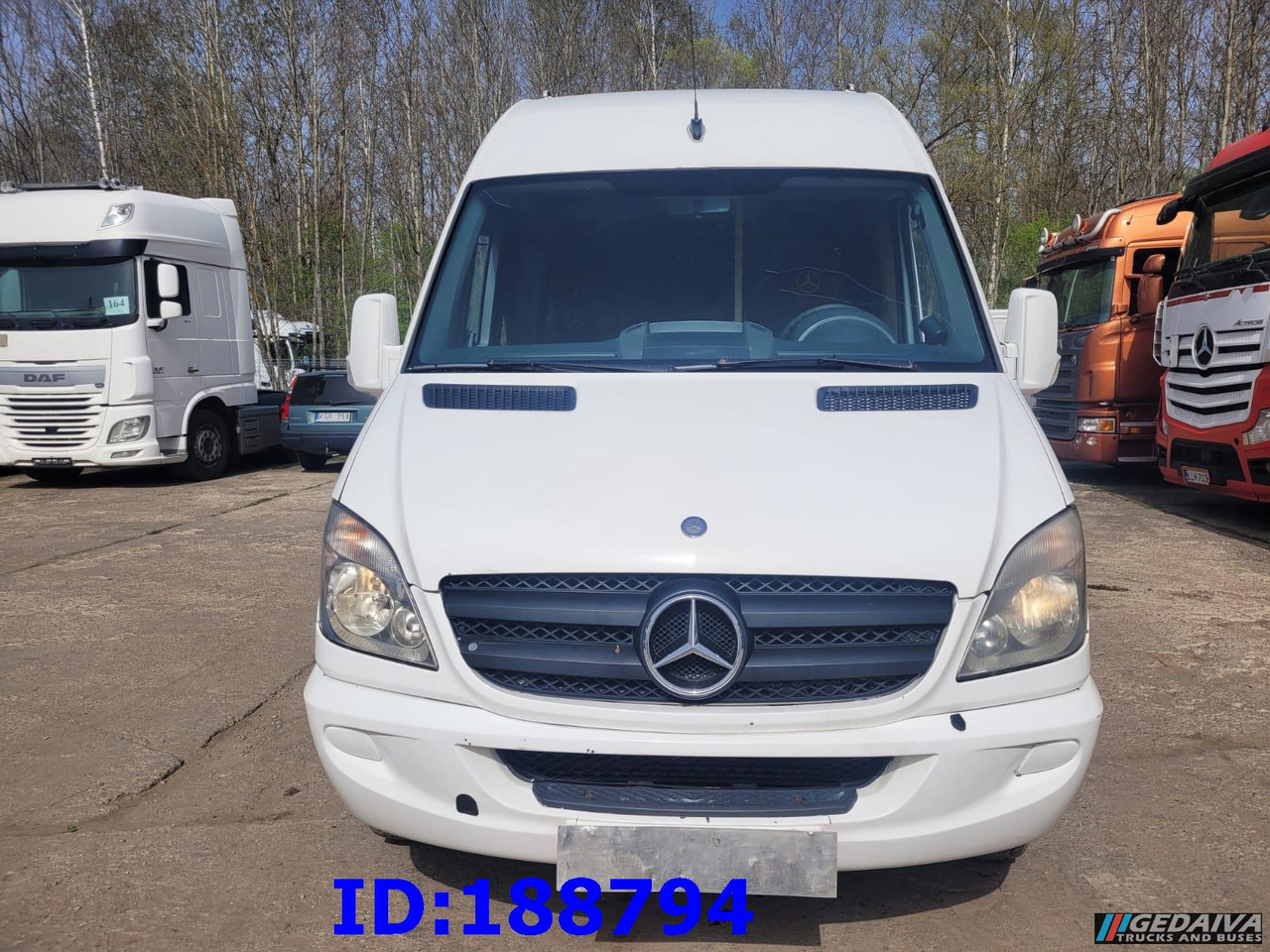 MERCEDES-BENZ Sprinter 518 - Kasten VIP - 20 Seater - Turistbus: billede 2 MERCEDES-BENZ Sprinter 518 - Kasten VIP - 20 Seater - Turistbus: billede 2