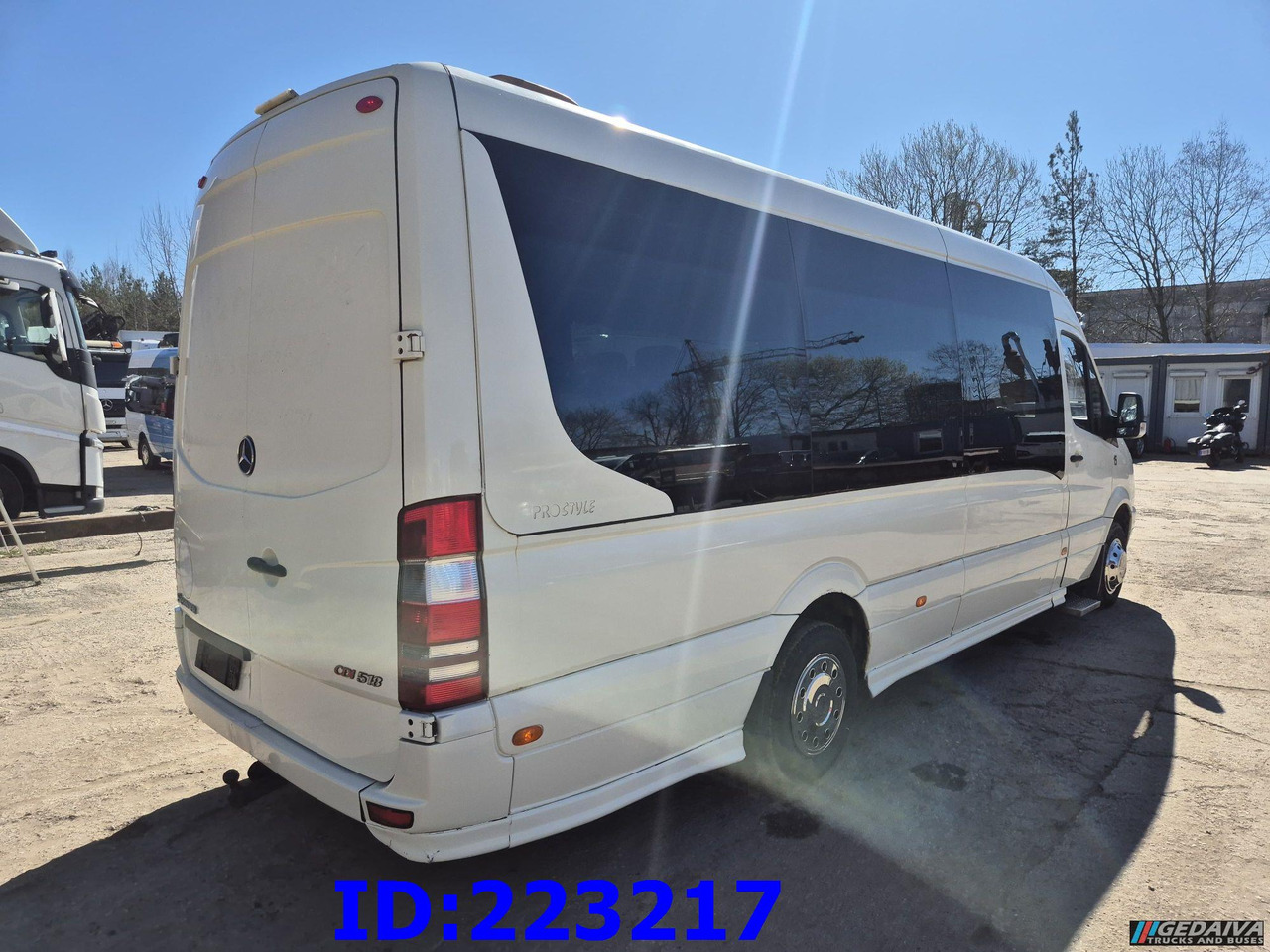 MERCEDES-BENZ Sprinter 518 VIP Prostyle 17-Place (Motor defekt) - Turistbus: billede 4 MERCEDES-BENZ Sprinter 518 VIP Prostyle 17-Place (Motor defekt) - Turistbus: billede 4