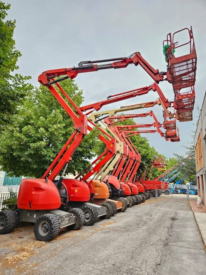 JLG 450 AJ - Bomlift: billede 1 JLG 450 AJ - Bomlift: billede 1