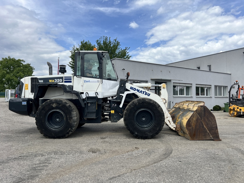 Komatsu WA 320-6 (111584) - Gummihjulslæsser: billede 4 Komatsu WA 320-6 (111584) - Gummihjulslæsser: billede 4
