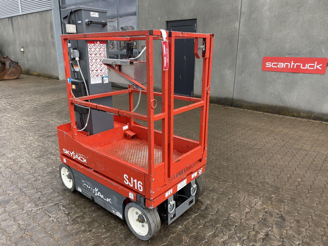Skyjack SJ16 - Søjlelift: billede 2 Skyjack SJ16 - Søjlelift: billede 2