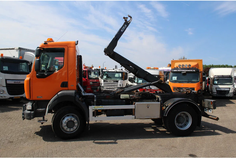 Renault Midliner 220 DCI + 4X4 + MANUAL + HOOK - Lastbil kroghejs: billede 2 Renault Midliner 220 DCI + 4X4 + MANUAL + HOOK - Lastbil kroghejs: billede 2