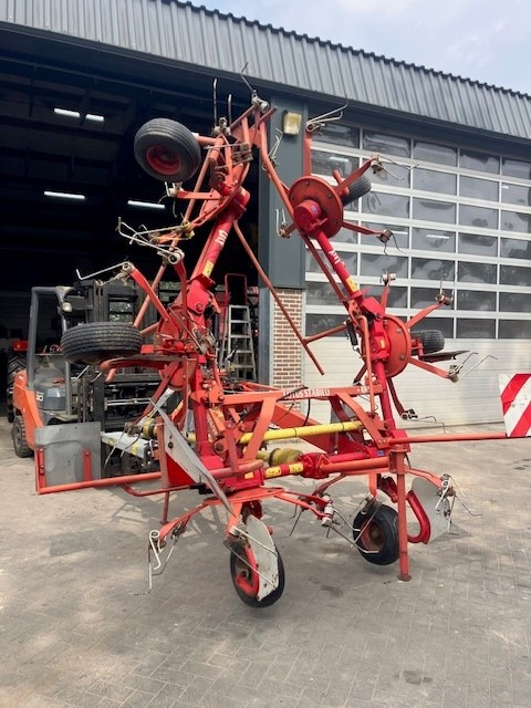 LELY 675 tedder - Høvender: billede 1 LELY 675 tedder - Høvender: billede 1