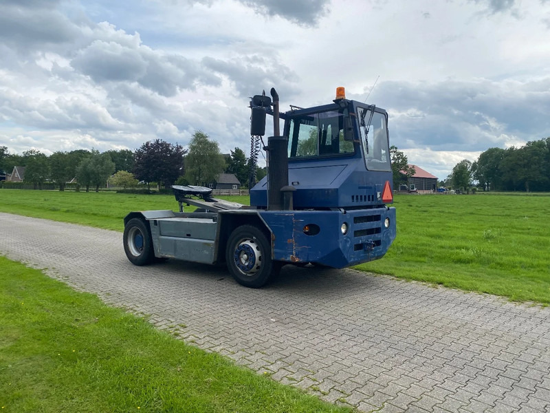 Sisu E TRX 182 | HYDROLIC | CENTRAL LUBRIGATION | NO RUST !!! - Terminaltraktor: billede 2 Sisu E TRX 182 | HYDROLIC | CENTRAL LUBRIGATION | NO RUST !!! - Terminaltraktor: billede 2