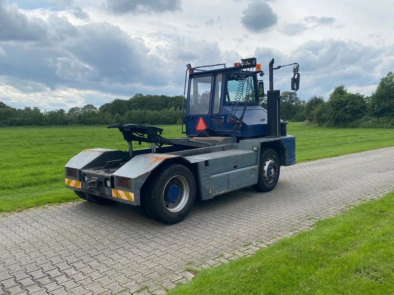 Sisu E TRX 182 | HYDROLIC | CENTRAL LUBRIGATION | NO RUST !!! - Terminaltraktor: billede 5 Sisu E TRX 182 | HYDROLIC | CENTRAL LUBRIGATION | NO RUST !!! - Terminaltraktor: billede 5