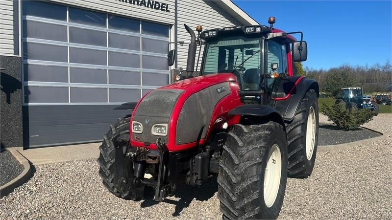 Valtra T171 Frontlift og fuld affjedring - Traktor: billede 3 Valtra T171 Frontlift og fuld affjedring - Traktor: billede 3