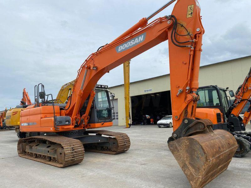Doosan DX 225 LC - Bæltegravemaskine: billede 1 Doosan DX 225 LC - Bæltegravemaskine: billede 1