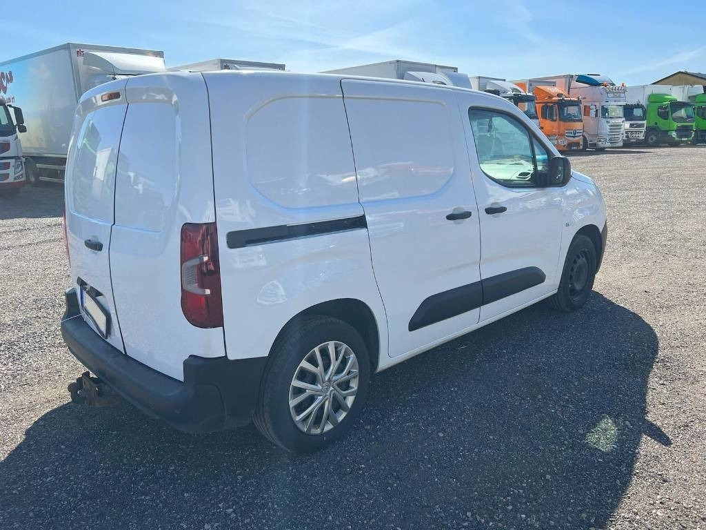 Citroën Berlingo serie 5445 - Små varebil: billede 3 Citroën Berlingo serie 5445 - Små varebil: billede 3