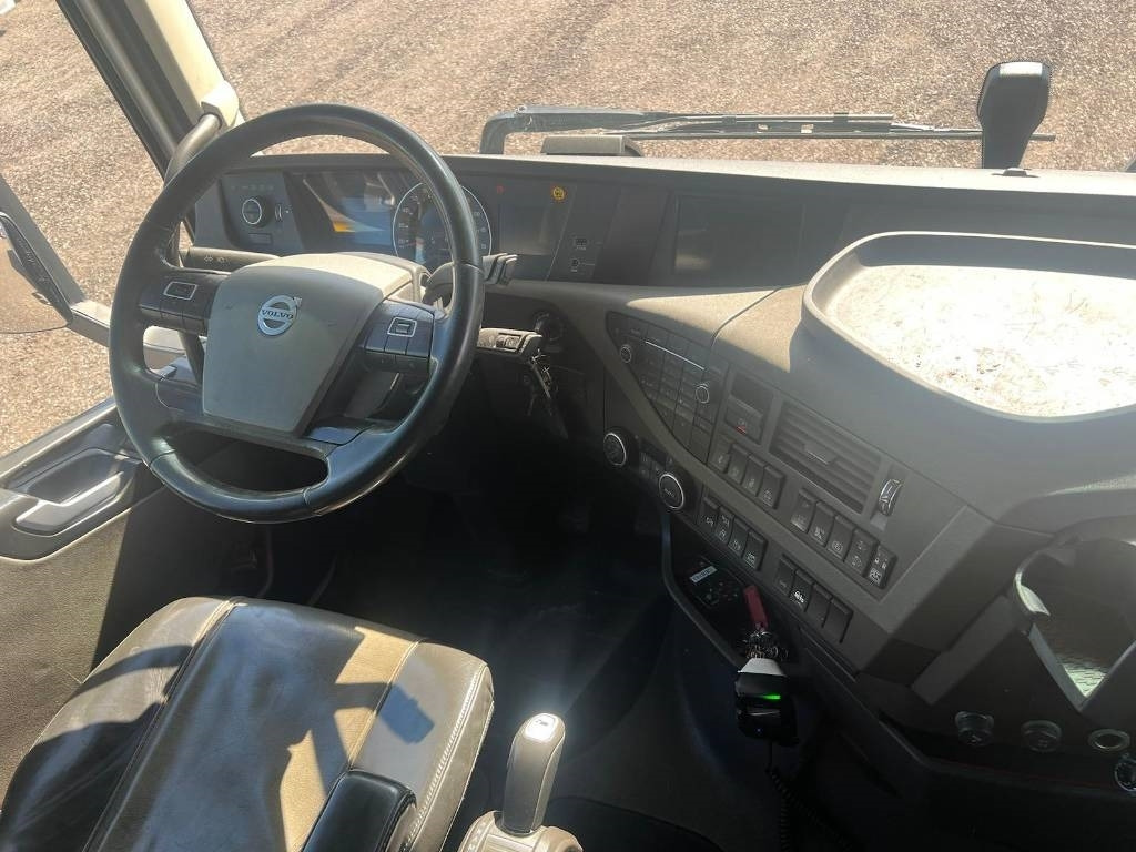 Volvo FH460 serie 0826 - Kølevogn lastbil: billede 4 Volvo FH460 serie 0826 - Kølevogn lastbil: billede 4
