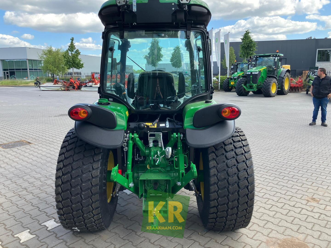 John Deere 4066R - Minitraktor: billede 3 John Deere 4066R - Minitraktor: billede 3