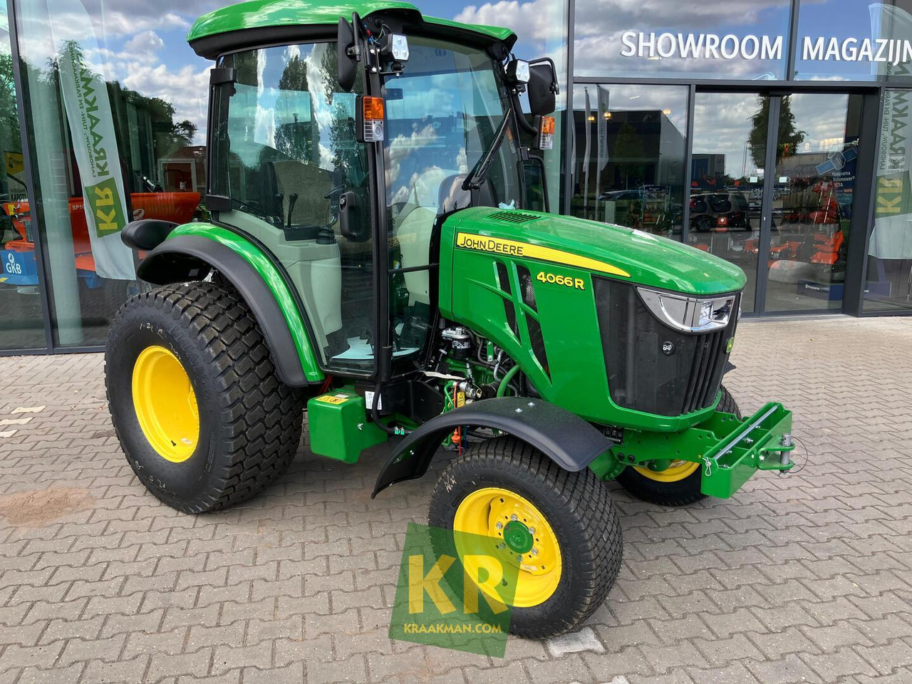 John Deere 4066R - Minitraktor: billede 1 John Deere 4066R - Minitraktor: billede 1