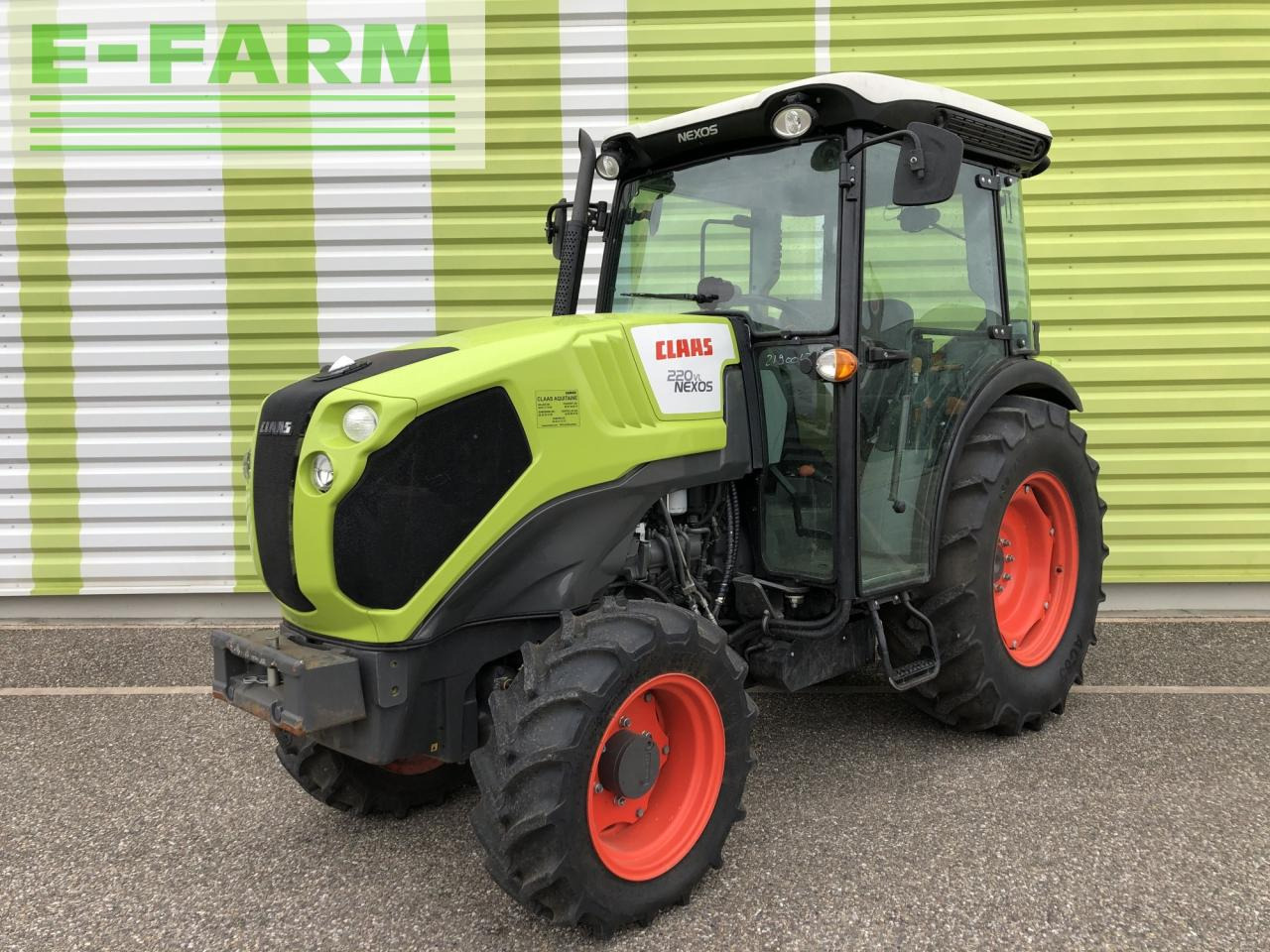CLAAS nexos 220 vl - Traktor: billede 1 CLAAS nexos 220 vl - Traktor: billede 1