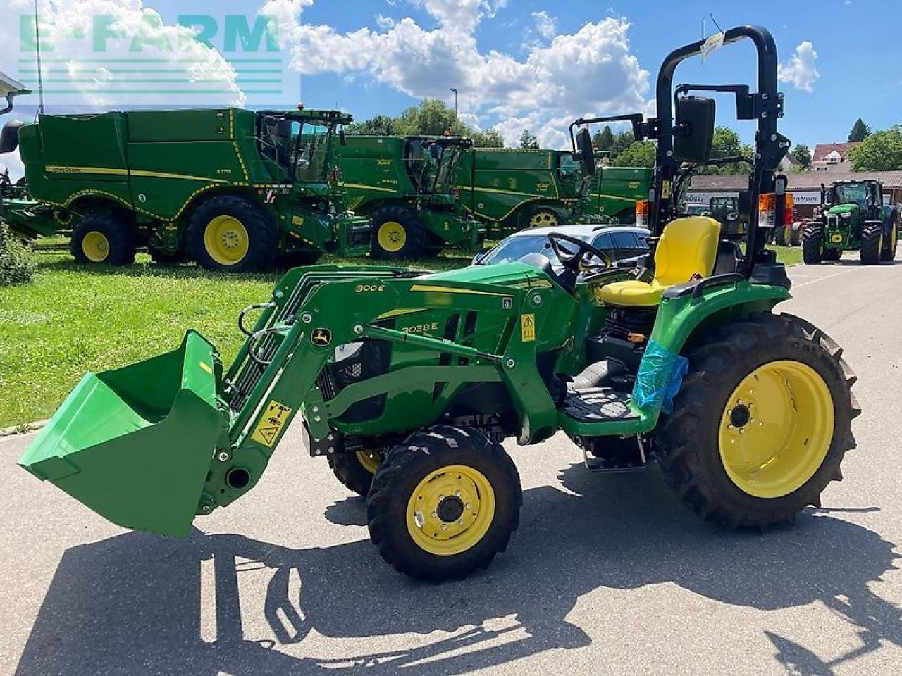 John Deere 3038e - Traktor: billede 1 John Deere 3038e - Traktor: billede 1