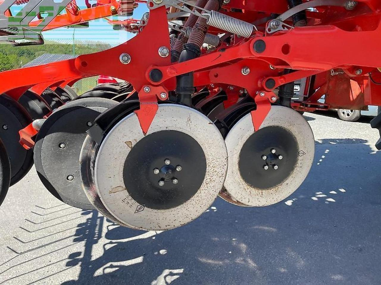 Kuhn drillkombi btf 5000 r mit fronttank und kreiselegge - Såmaskine: billede 5 Kuhn drillkombi btf 5000 r mit fronttank und kreiselegge - Såmaskine: billede 5