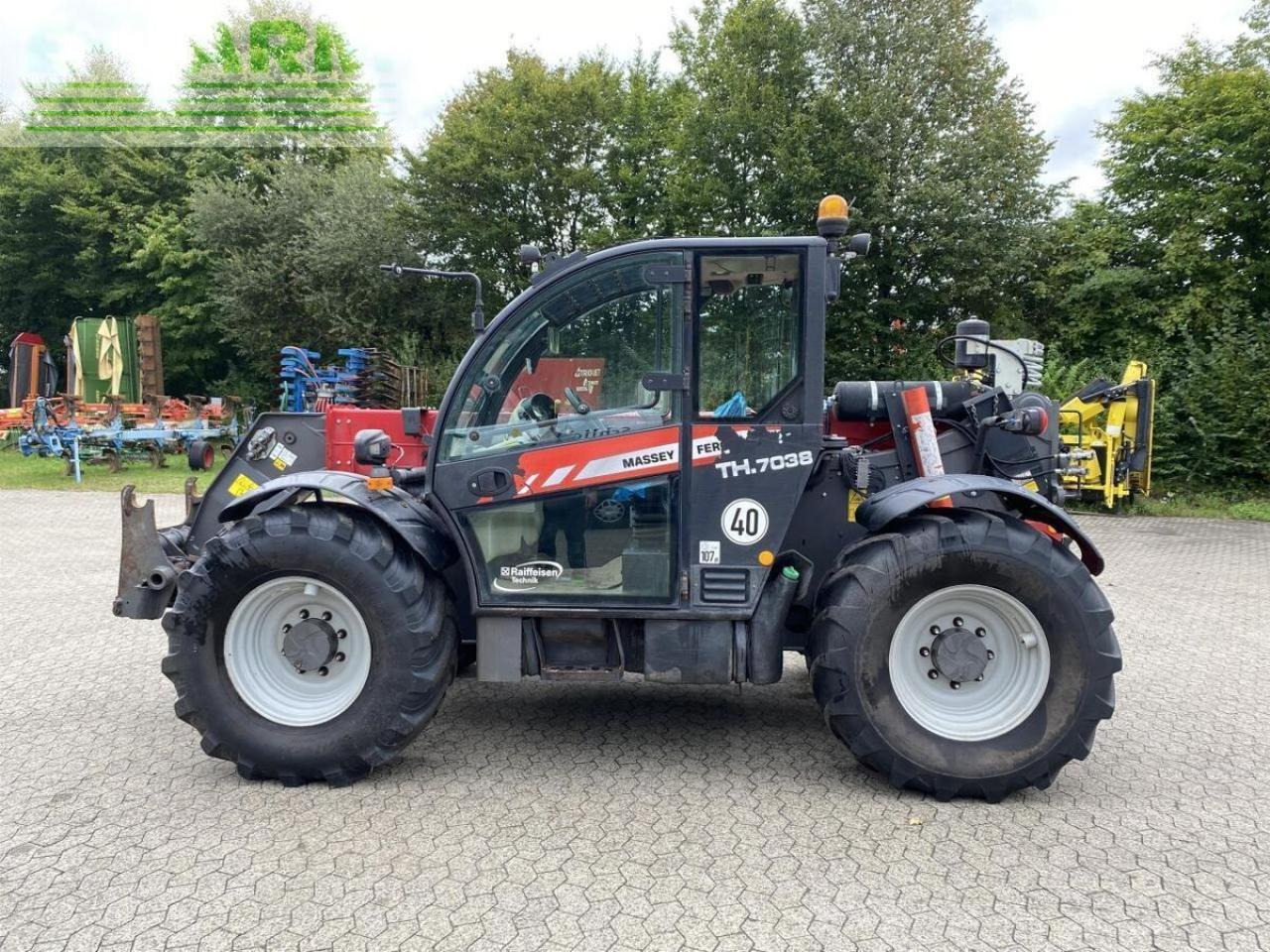 Massey Ferguson th-7038 - Teleskop truck: billede 2 Massey Ferguson th-7038 - Teleskop truck: billede 2