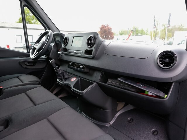 MERCEDES-BENZ Sprinter 317 CDI Kasten,L2H2,MBUX,Kamera - Varevogn: billede 4 MERCEDES-BENZ Sprinter 317 CDI Kasten,L2H2,MBUX,Kamera - Varevogn: billede 4