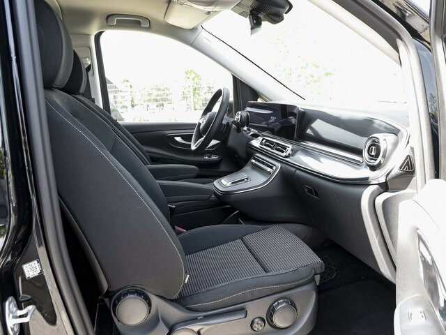 MERCEDES-BENZ V 220 d STYLE kompakt,6Sitzer,Distronic,AHK - Minibus, Persontransport: billede 4 MERCEDES-BENZ V 220 d STYLE kompakt,6Sitzer,Distronic,AHK - Minibus, Persontransport: billede 4
