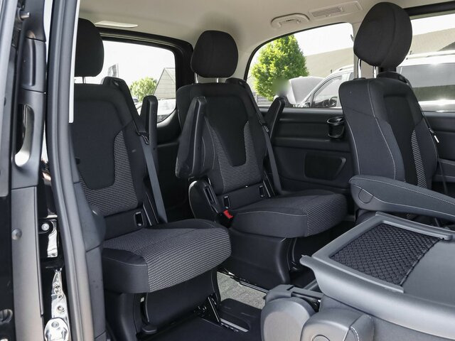 MERCEDES-BENZ V 220 d STYLE kompakt,6Sitzer,Distronic,AHK - Minibus, Persontransport: billede 3 MERCEDES-BENZ V 220 d STYLE kompakt,6Sitzer,Distronic,AHK - Minibus, Persontransport: billede 3