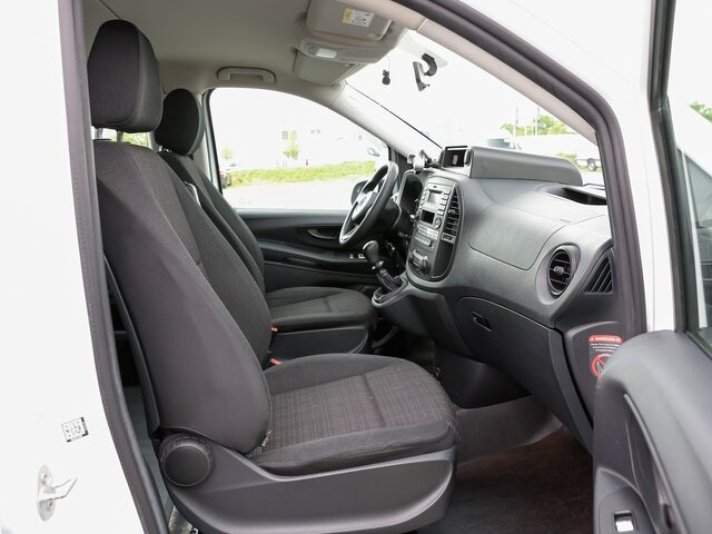 MERCEDES-BENZ Vito 111 TourerPro,lang,8Sitzer,Klima,Standhzg. - Minibus, Persontransport: billede 3 MERCEDES-BENZ Vito 111 TourerPro,lang,8Sitzer,Klima,Standhzg. - Minibus, Persontransport: billede 3