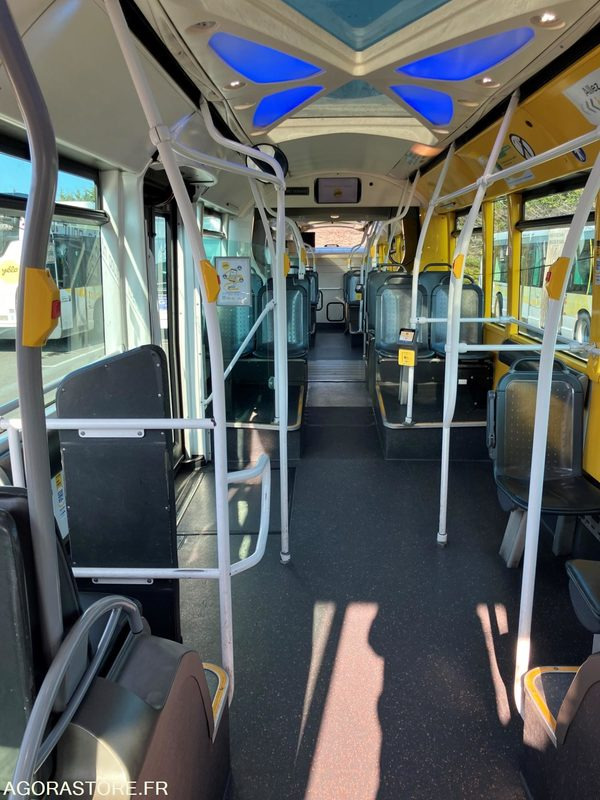 BUS HEULIEZ AG816LZ 372 - Ledbus: billede 3 BUS HEULIEZ AG816LZ 372 - Ledbus: billede 3