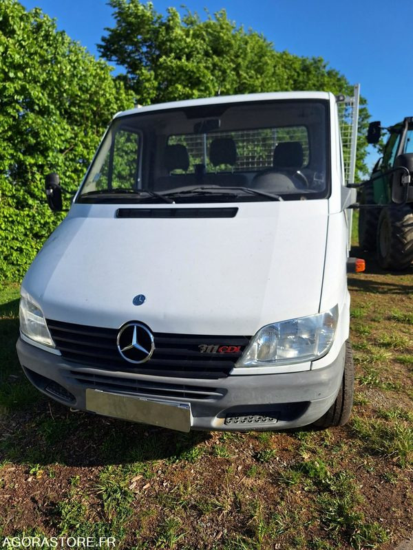 Camion benne Mercedes - Ladbil: billede 1 Camion benne Mercedes - Ladbil: billede 1