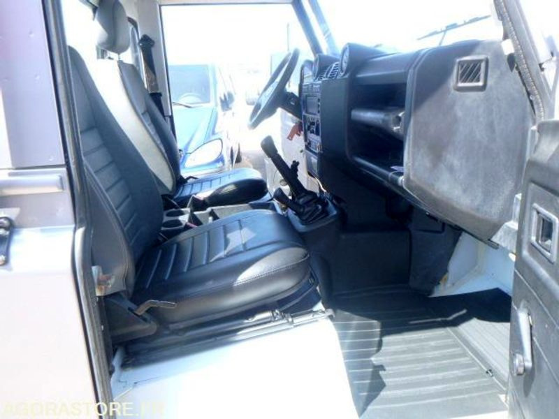 DEFENDER -Land Rover - 131930km - 122ch - SUV: billede 5 DEFENDER -Land Rover - 131930km - 122ch - SUV: billede 5