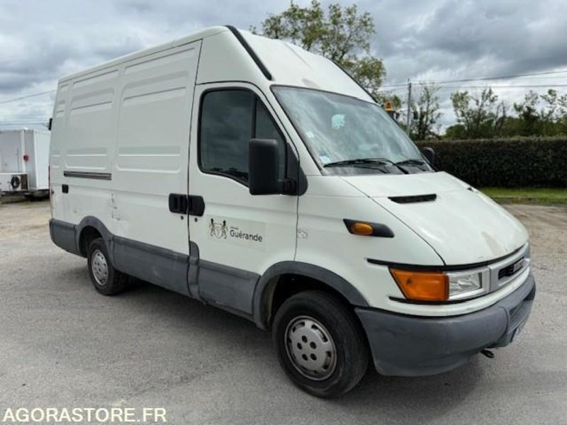 IVECO DAILY - 2003 - 173808KMS - Varevogn: billede 5 IVECO DAILY - 2003 - 173808KMS - Varevogn: billede 5
