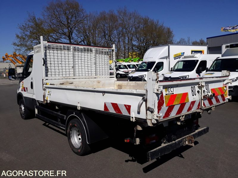 IVECO DAILY TRIBENNE + COFFRE - 2018 - 183200 KM - Lastbil: billede 4 IVECO DAILY TRIBENNE + COFFRE - 2018 - 183200 KM - Lastbil: billede 4