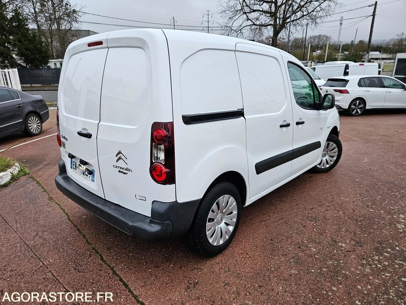 PEUGEOT PARTNER ÉLECTRIQUE 3 PLACES GPS CLIM - 2017 - 23300KMS - Små varebil, El-varebil: billede 2 PEUGEOT PARTNER ÉLECTRIQUE 3 PLACES GPS CLIM - 2017 - 23300KMS - Små varebil, El-varebil: billede 2