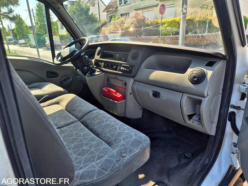RENAULT MASTER 2.5 DCI 120 CV - 2008 - 182 425km - Varevogn: billede 4 RENAULT MASTER 2.5 DCI 120 CV - 2008 - 182 425km - Varevogn: billede 4