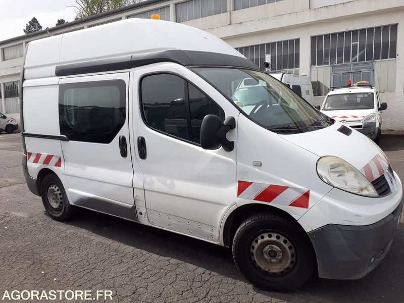 RENAULT TRAFIC L1H2 - Varevogn: billede 2 RENAULT TRAFIC L1H2 - Varevogn: billede 2