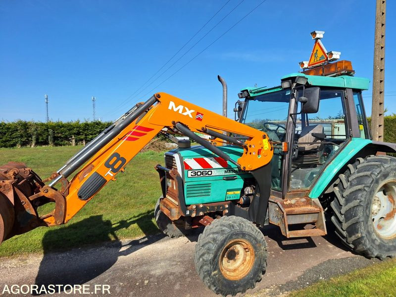 TRACTEUR CHARGEUR MASSEY FERGUSON - 1998 - 13654Heures - Traktor: billede 2 TRACTEUR CHARGEUR MASSEY FERGUSON - 1998 - 13654Heures - Traktor: billede 2