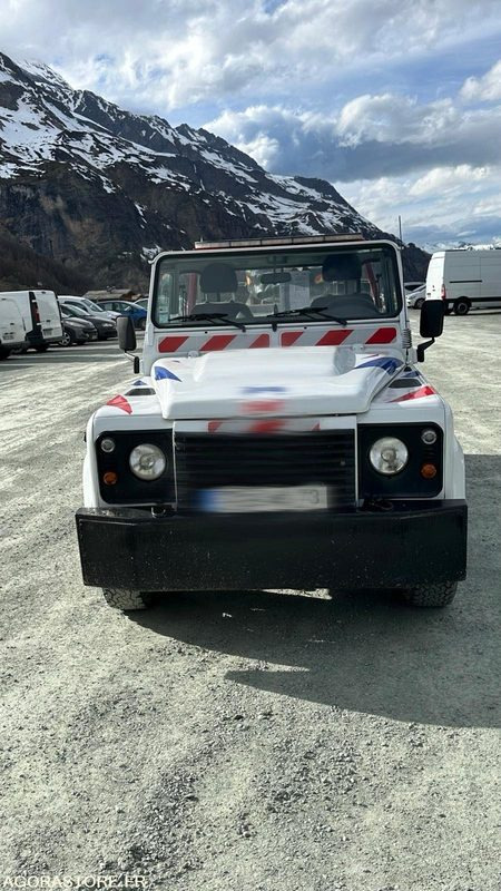 LAND ROVER DEFENDER Pick-up 2.4 Td4 4x4 122cv - Varebil: billede 2 LAND ROVER DEFENDER Pick-up 2.4 Td4 4x4 122cv - Varebil: billede 2