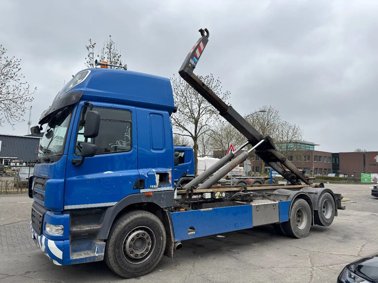 DAF CF 85 6X2 - EURO 5 + VDL HOOK + LIFT AXLE + TÜV - Lastbil kroghejs: billede 1 DAF CF 85 6X2 - EURO 5 + VDL HOOK + LIFT AXLE + TÜV - Lastbil kroghejs: billede 1