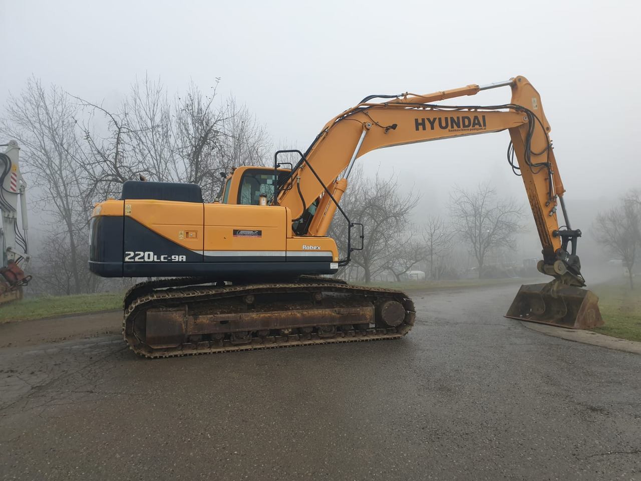 Hyundai R 220 LC-9A - Bæltegravemaskine: billede 2 Hyundai R 220 LC-9A - Bæltegravemaskine: billede 2